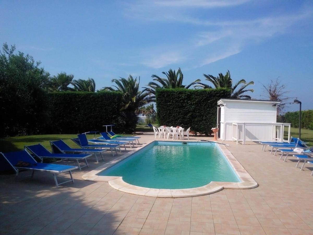 Oasi Degli Angeli Otel Zapponeta Dış mekan fotoğraf